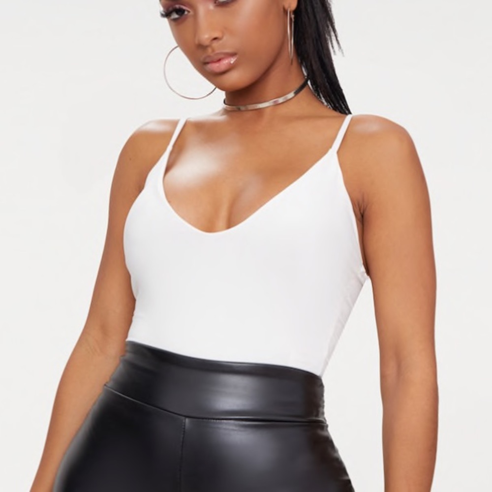 PrettyLittleThing Shape White Slinky Bodysuit
